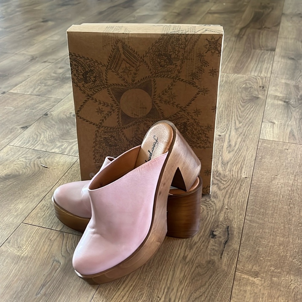 Free People Suki Platform Clog